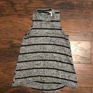 Key Hole Back Flow Tank Boutique Top